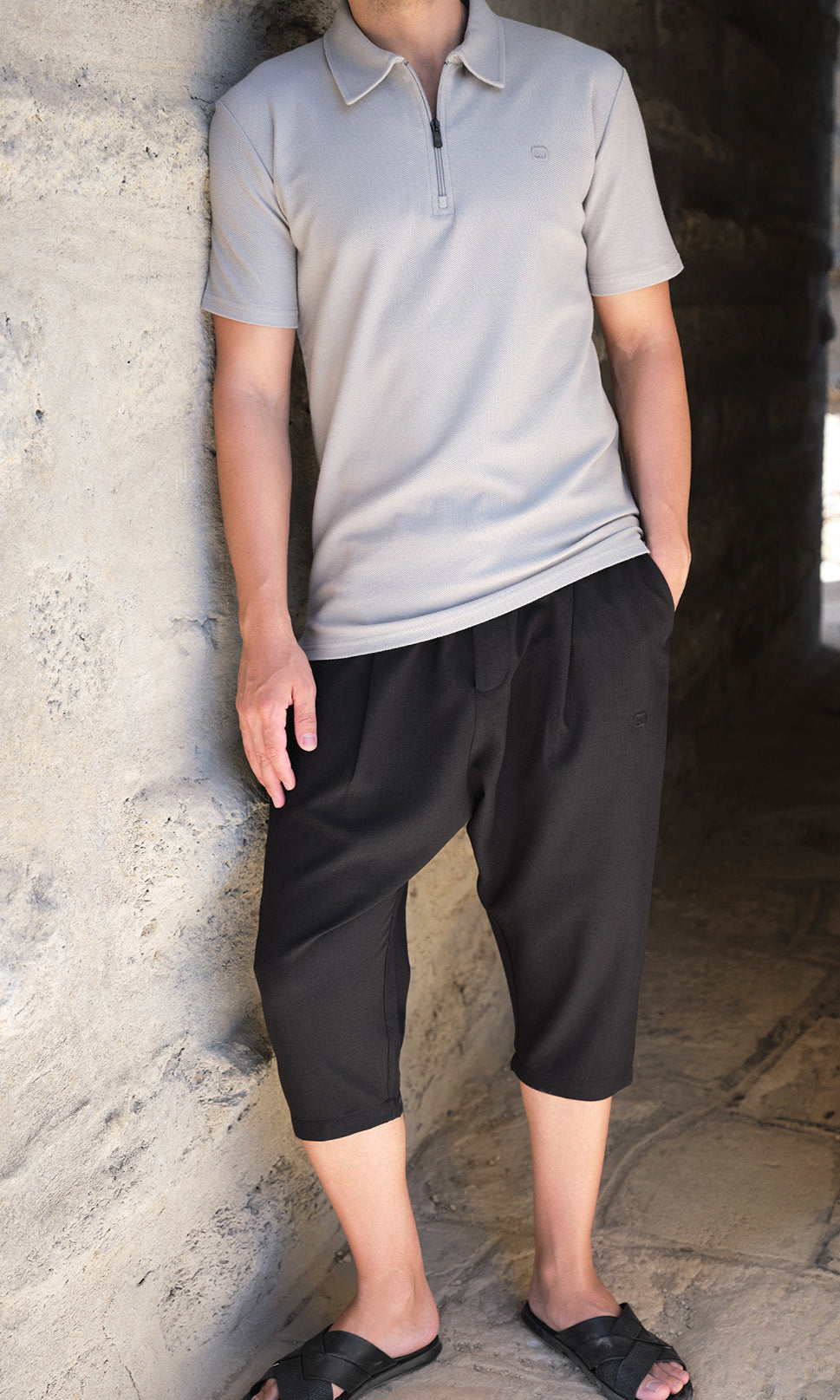  QL Classik Court S25 in Black - QABA'IL,